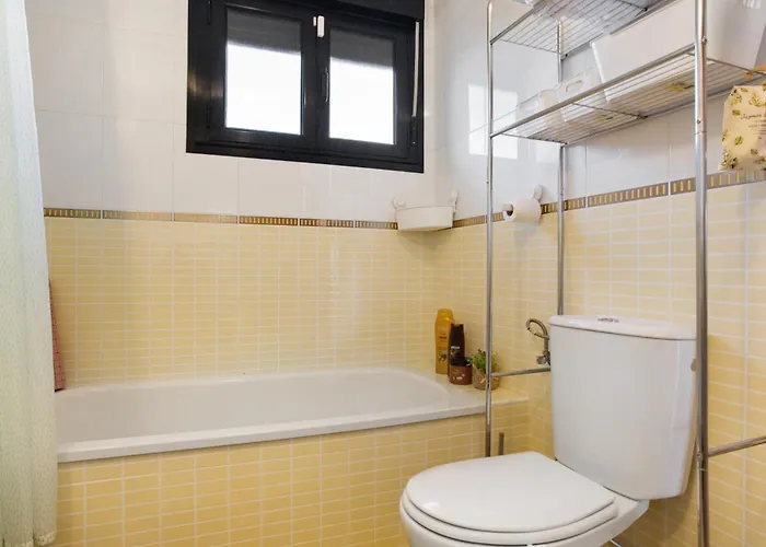 Amadeus Tatil Evi La Oliva